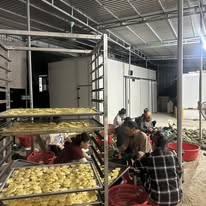 Dứa Sấy Khô Nông Sản Nhà Vũ – Vị Ngọt Tự Nhiên Từ Trái Cây Nhiệt Đới Dứa Sấy Khô