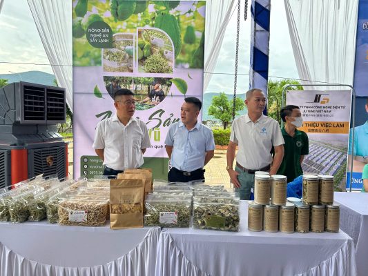 Nông Sản Nhà Vũ Tỏa Sáng Tại Ngày Hội Việc Làm Đợt 3 Năm 2026 Tại Nghệ An Nông Sản Nhà Vũ